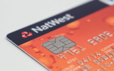 Zalety i wady posiadania karty kredytowej
